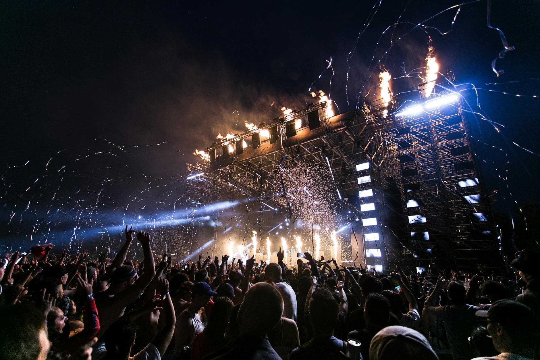 Neon Current festival scene