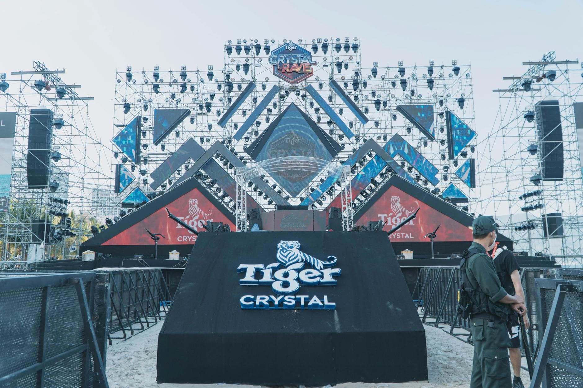 Opening Pulse festival scene